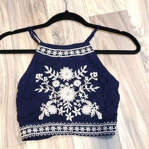 Navy blue embroidery crop top